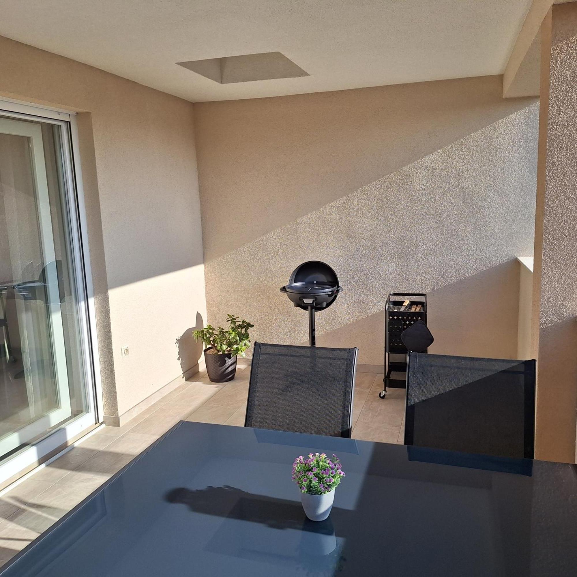 Apartments Elena & Lana Zadar Zewnętrze zdjęcie