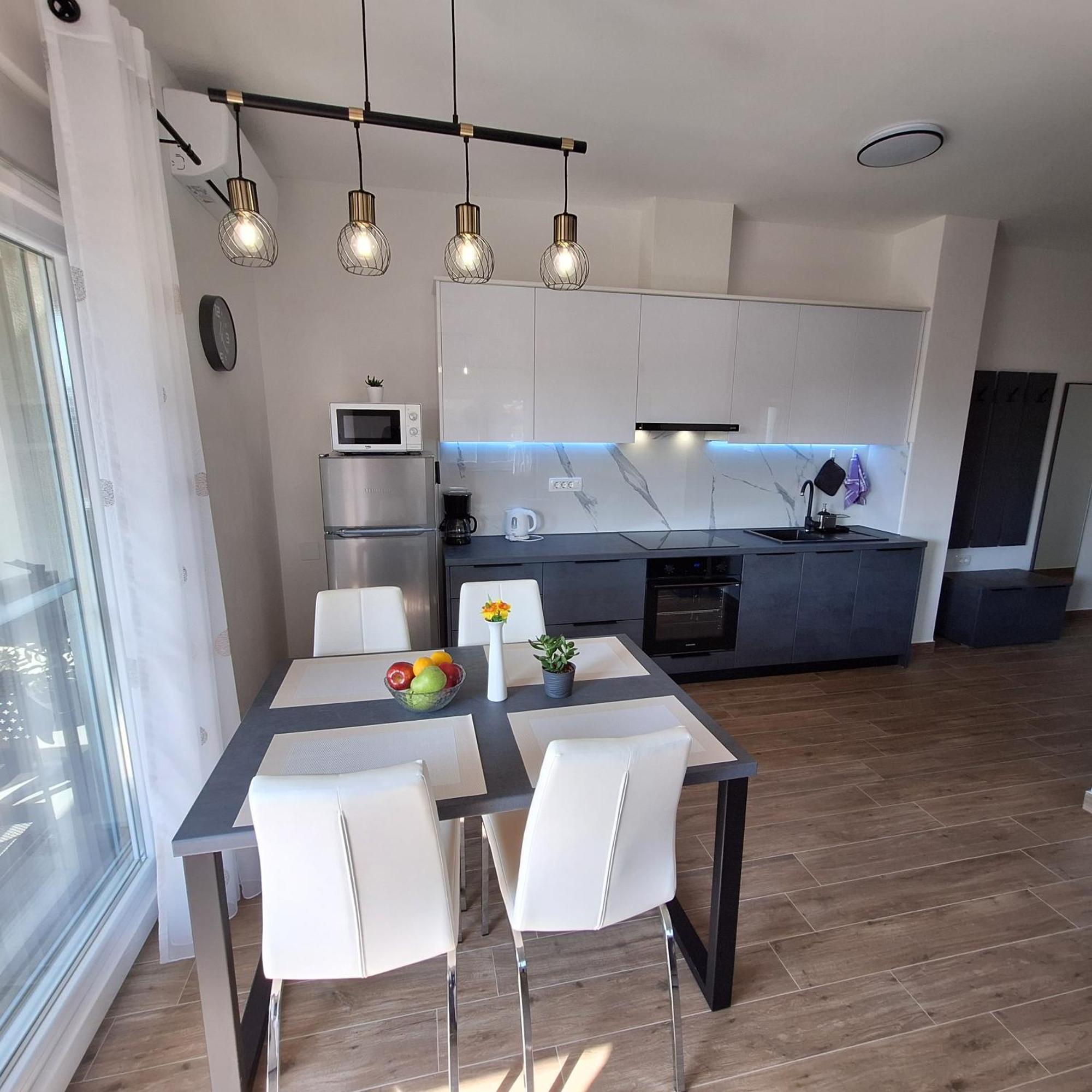 Apartments Elena & Lana Zadar Zewnętrze zdjęcie