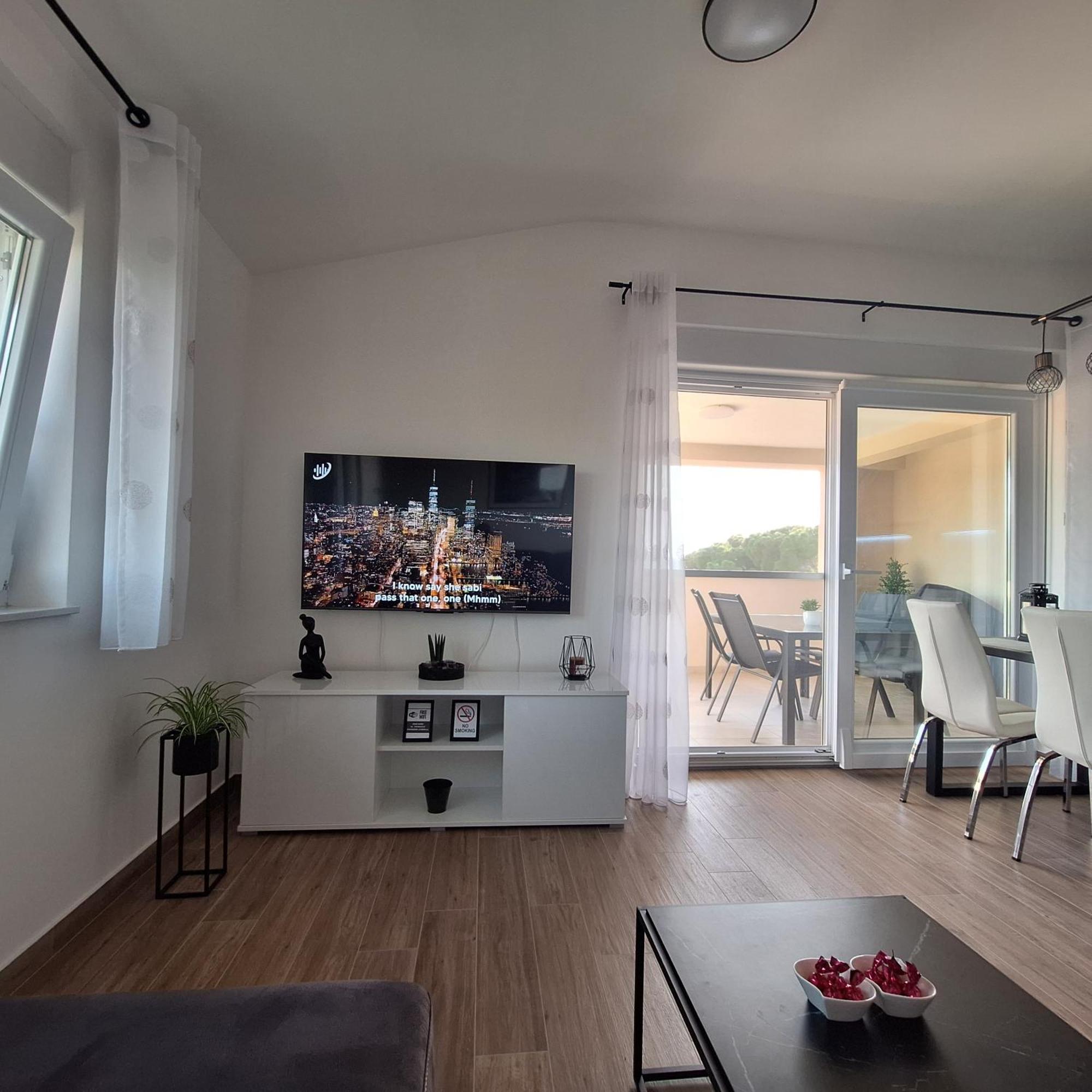 Apartments Elena & Lana Zadar Zewnętrze zdjęcie